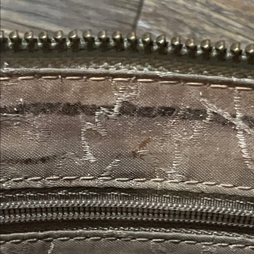 Fossil fifty four Amanda Pouch Elegant Cream Leather Wristlet - Picture 10 of 10